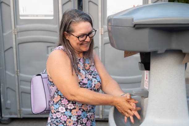 Best Luxury portable toilet rental  in Rib Mountain, WI